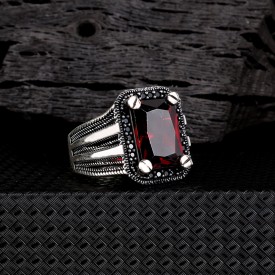 ZİRKON TAŞLI KIRMIZI RENK 925 AYAR GÜMÜŞ YÜZÜK