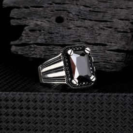 ZİRKON TAŞLI SİYAH RENK 925 AYAR GÜMÜŞ YÜZÜK