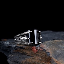 SİYAH RENK ZİRKON TAŞLI ZİNCİR MODEL GÜMÜŞ YÜZÜK