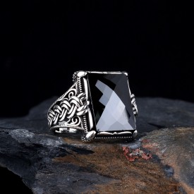 SİYAH RENK ZİRKON TAŞLI 925 AYAR GÜMÜŞ ERKEK YÜZÜK