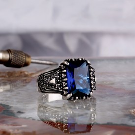 MAVİ ZİRKON TAŞLI MODEL 925 AYAR GÜMÜŞ ERKEK YÜZÜK