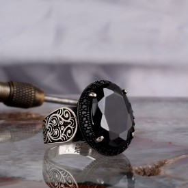 ZİRKON TAŞLI OVAL MODEL 925 AYAR GÜMÜŞ ERKEK YÜZÜK