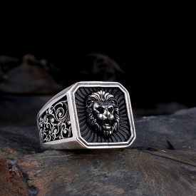 925 Ayar Gümüş Aslan Motifli Gümüş Erkek yüzük