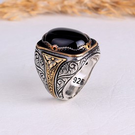 KALEM İŞLEME MOTİFLİ ONİX TAŞLI GÜMÜŞ YÜZÜK