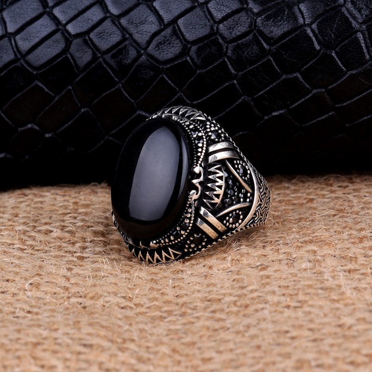 925 Ayar Gümüş Oval Onix Taşlı Örgü Motifli Yüzük - Görsel 4