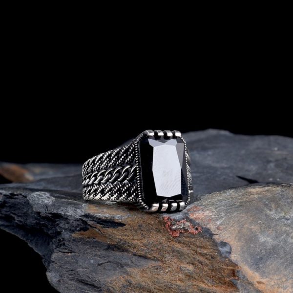 Zirkon Taşlı Örgü Model 925 Ayar Gümüş Erkek Yüzük