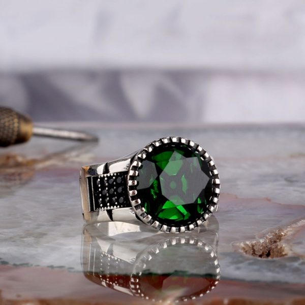 Zirkon Taşlı Oval Model 925 Ayar Gümüş Erkek Yüzük