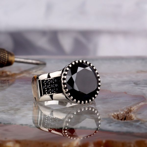 Zirkon Taşlı Oval Model 925 Ayar Gümüş Erkek Yüzük