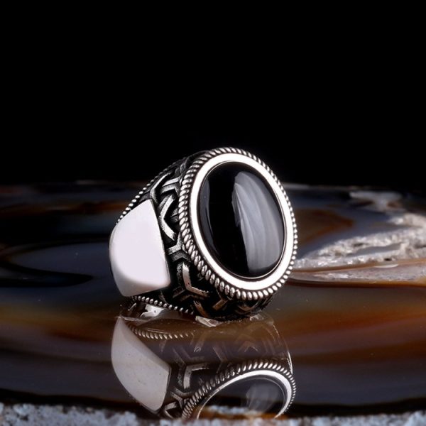 Siyah Onix Taşlı Oval Model 925 Ayar Gümüş Erkek Yüzük